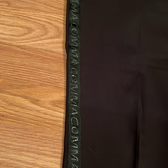 Comma tuxedo style pants rubber writing side leg size 36 (measures 32 inches) - Picture 2 of 9